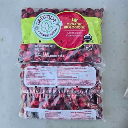 Photo of free Cranberries (Chiquita Av MtnVw) #1
