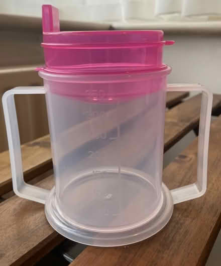 Photo of free New Beaker for Elderly (SW16) #2
