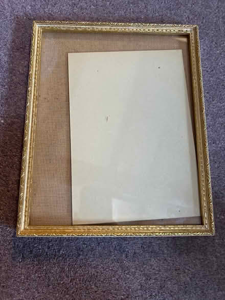 Photo of free Retro photo frame 8 x 10in (South Woodchester GL5) #1