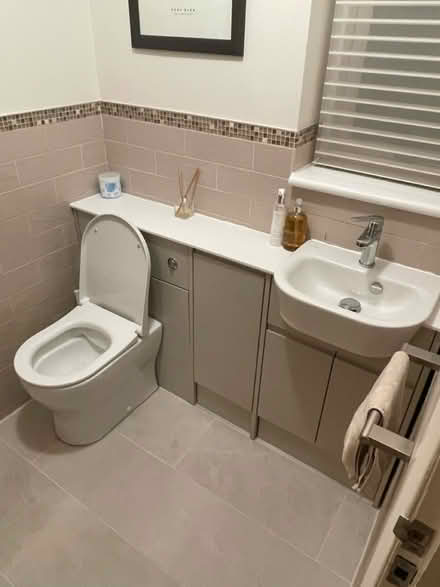 Photo of free Cloakroom Bathroom Suite (Chester CH3) #1