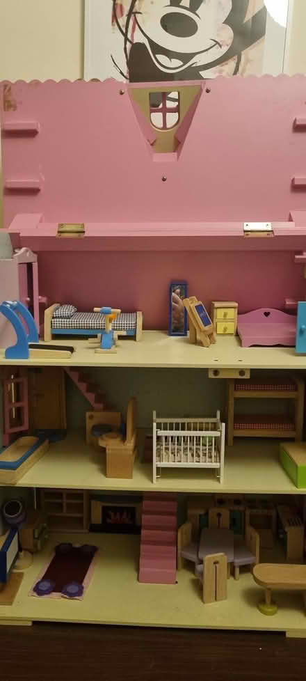 Photo of free Wooden dolls house (Knightswood, glasgow G13) #1