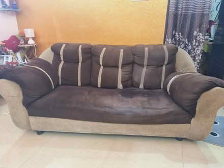 Photo of free Sofa (Periyar Nagar eb) #3