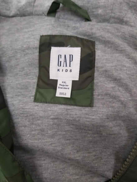 Photo of free Gap kids camouflage lined jacket (Bedford) #2