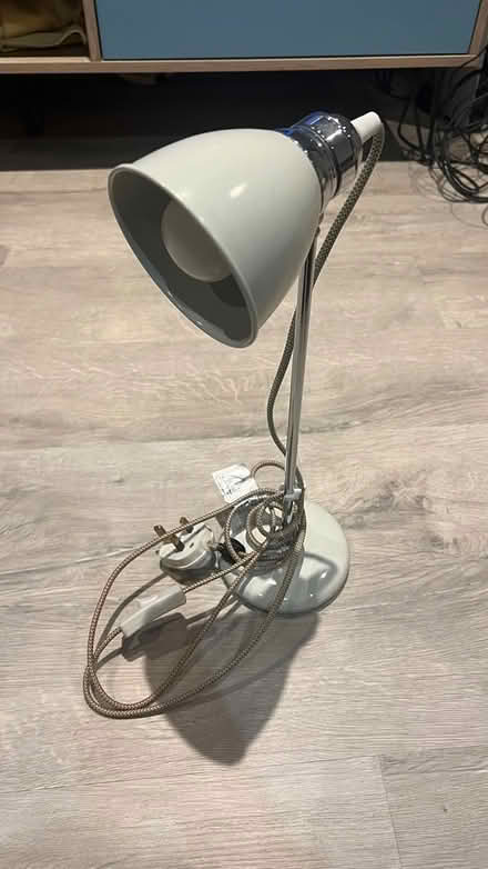 Photo of free Table lamp (West Ham Park E15) #1