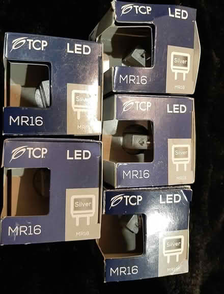 Photo of free 5 MR16 LED lightbulbs (South norwood SE25) #1