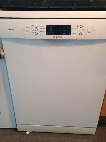 Photo of free Faulty dishwasher, spares, repairs or scrap metal. (Cowley OX4) #1