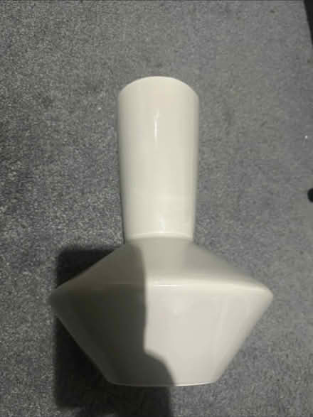 Photo of free Big vase (Gem street L5) #3