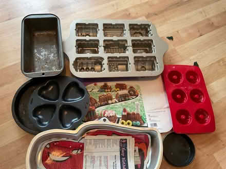 Photo of free Cake tins (Portchester PO16) #1