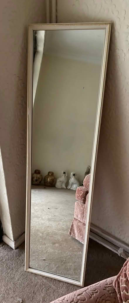 Photo of free Mirror (Chesham HP5) #1