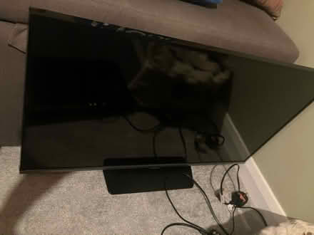 Photo of free Old Samsung tv and LG dvd player (SE25) #1