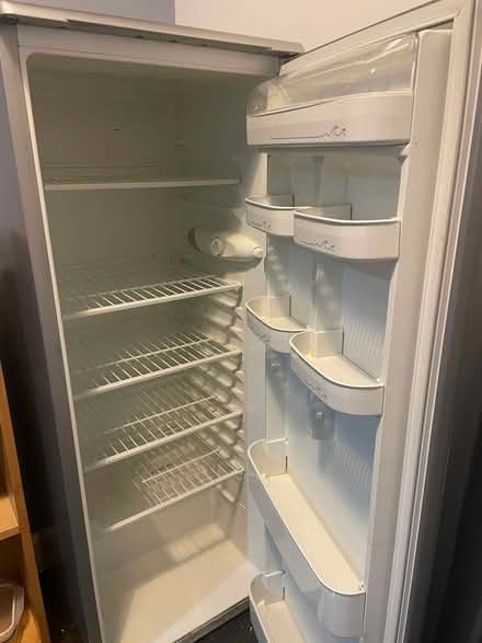 Photo of free Great Beko Free Standing Fridge (Lauriston EH3) #2