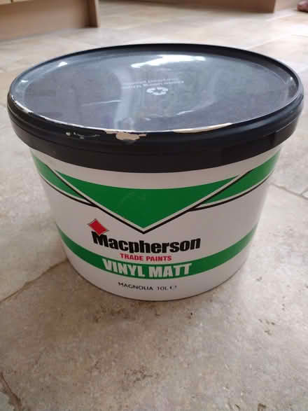 Photo of free Emulsion paint (Top Amersham HP6) #1