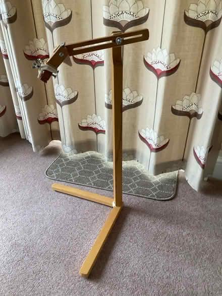 Photo of free Elbesee Embroidery Frame Stand (DA13) #2