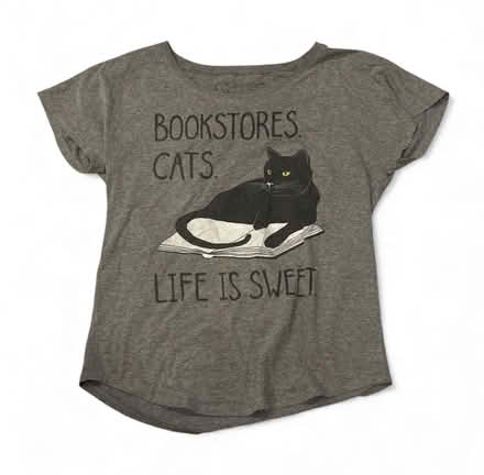 Photo of free Bookstore Cats Woman’s Top (Brooklyn Storage) #1