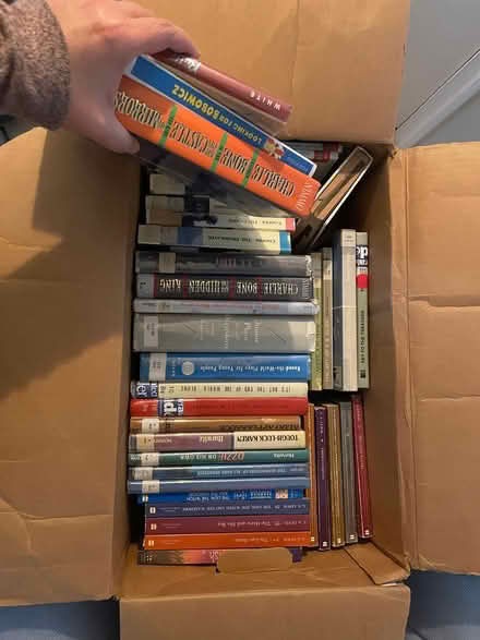 Photo of free middle&high school chapter books (Souderton) #1