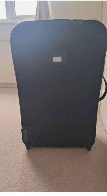 Photo of Large/,extra large suitcases inBath (Upper oldfield park) #2