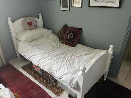Photo of free Nice solid wood single bed (Chiswick W4) #1