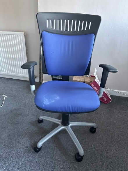 Photo of free Office chair (Pollokshields G41) #1