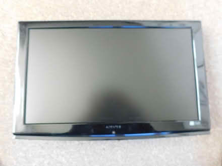 Photo of free Hitachi 22" Colour TV with built in DVD, NO REMOTE (Ferndown BH22) #1