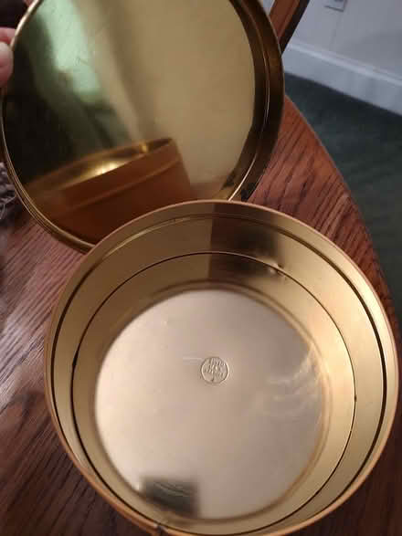 Photo of free Vintage tin (Odenton) #3