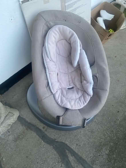 Photo of free Swing baby chair (Hayes BR2) #1
