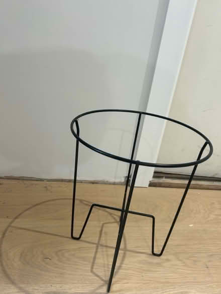 Photo of free Plant pot stand (SE21 (West Dulwich)) #1