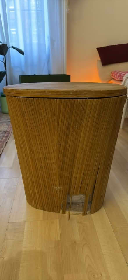 Photo of free Laundry basket (Barnsbury N1) #1