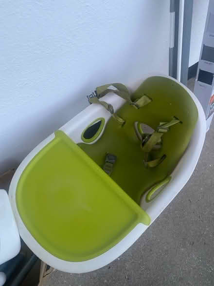 Photo of free Baby high chair (Hayes BR2) #1