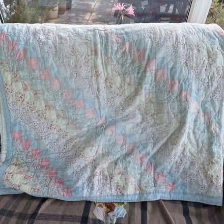 Photo of free Double patchwork throw (Rother TN35) #1