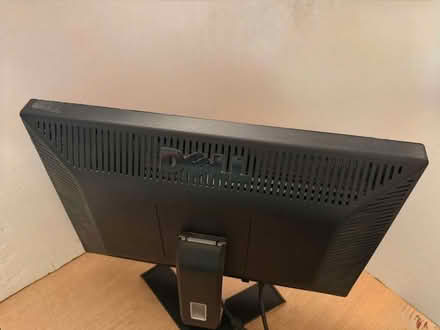 Photo of free DELL E207WFPc 20" Monitor (Merry Hill WD23) #2