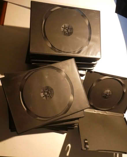 Photo of free CD / DVD cses (KT21 Ashtead Surrey) #1