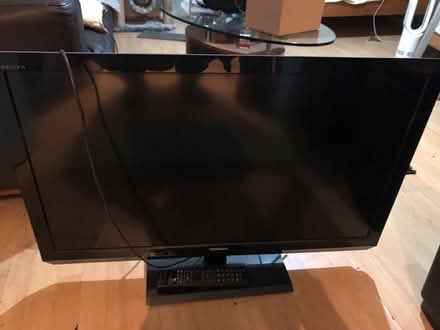 Photo of free Toshiba 38 inch tv (Slough central SL1) #3