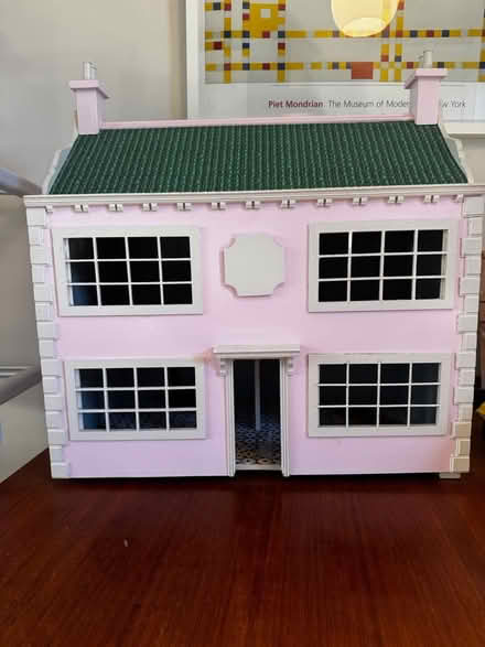 Photo of free Dolls house (Plaistow E13) #1