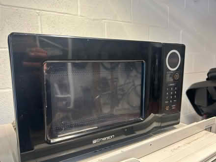 Photo of free microwave (Berwyn Heights) #3