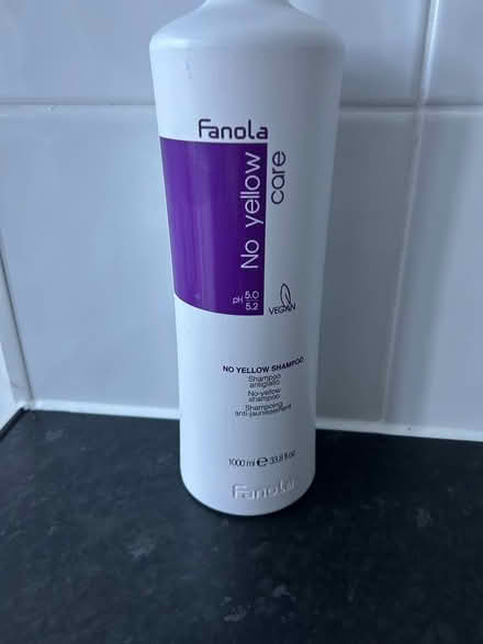 Photo of free Fenola purple shampoo, huge bottle (ware SG12) #2