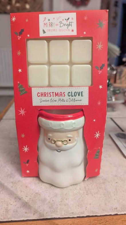 Photo of free Scented Wax Melts & Oil Burner (RG24 Old Basing) #1