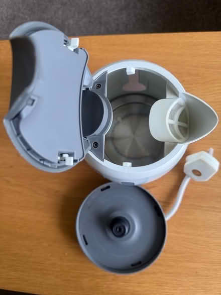 Photo of free 2 Kettles (Elm Park RM12) #1