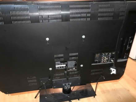 Photo of free Toshiba 38 inch tv (Slough central SL1) #1