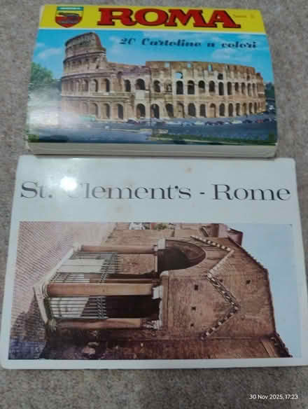 Photo of free Rome souvenir books (Bridlington YO15) #1