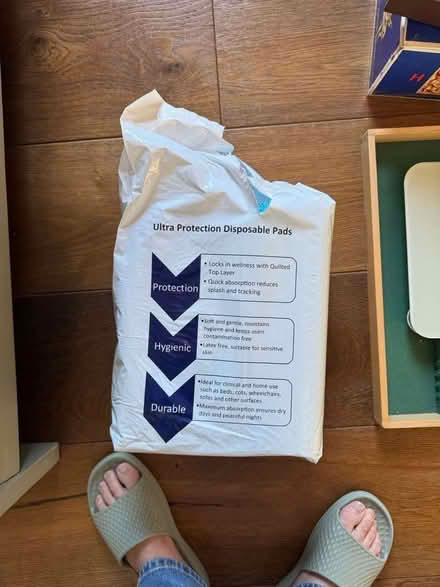 Photo of free Ultra disposable pads for bed (SE10 8DN) #1