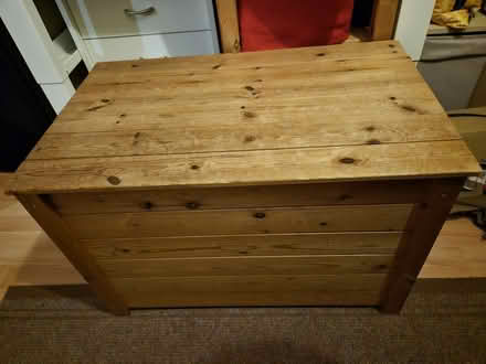 Photo of free Pine storage ottoman (Wolverhampton WV10) #1