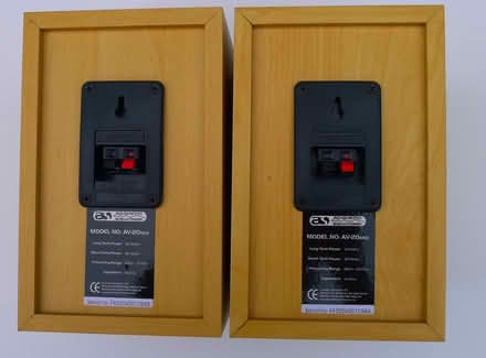 Photo of free Bookshelf loudspeakers (Marlow SL7) #1