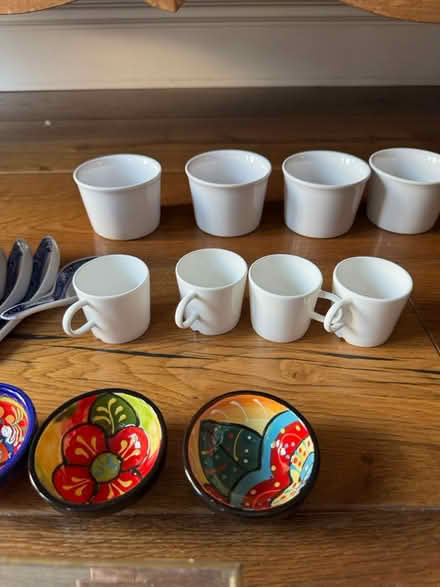 Photo of free All kind of china, plates etc (SE10 8DN) #1