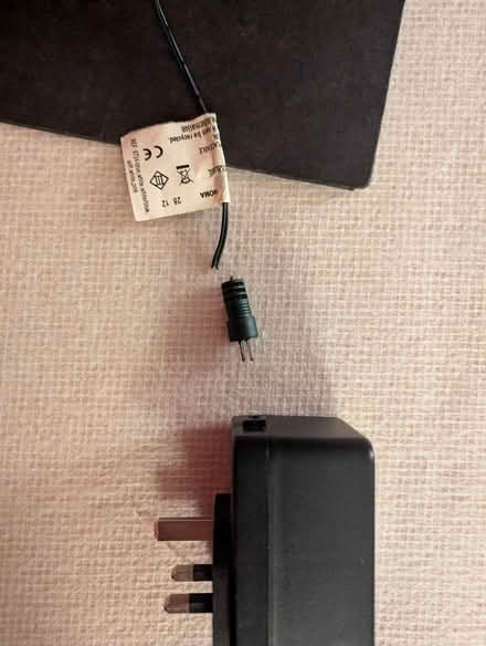 Photo of free LED Christmas Lights (need a fix) (Strawberry Hill TW1) #2