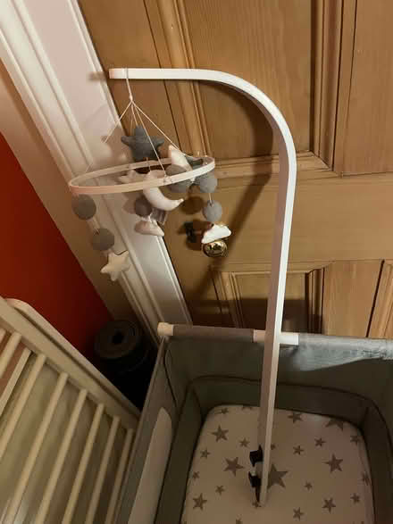 Photo of free Bedside crib and hanging toy (Fountainbridge EH3) #1