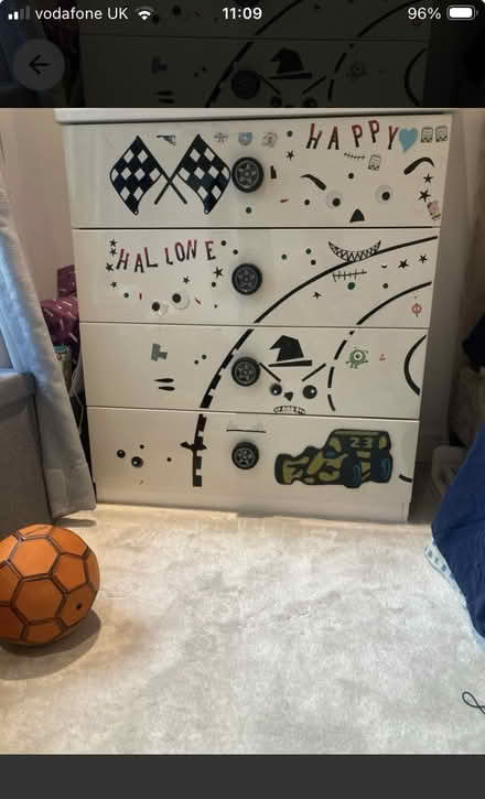 Photo of free kids drawer (Chelsea Harbour SW6) #1