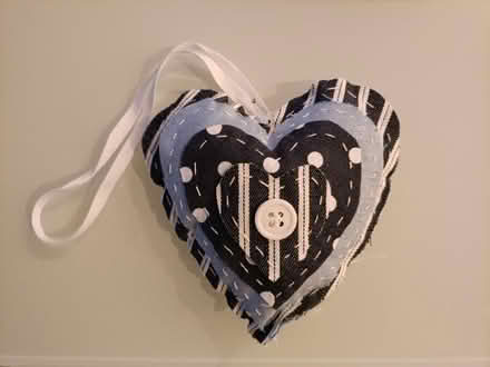 Photo of free Christmas tree hanging craft heart (Bucklesham) #1