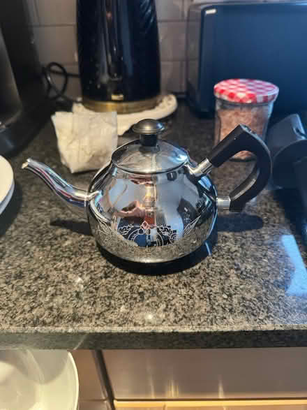 Photo of free Teapots (SE10 8DN) #1