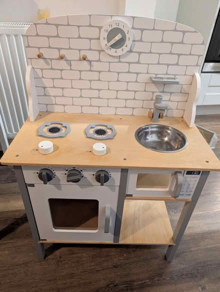 Photo of free Wooden play kitchen (Earlsdon CV5) #4