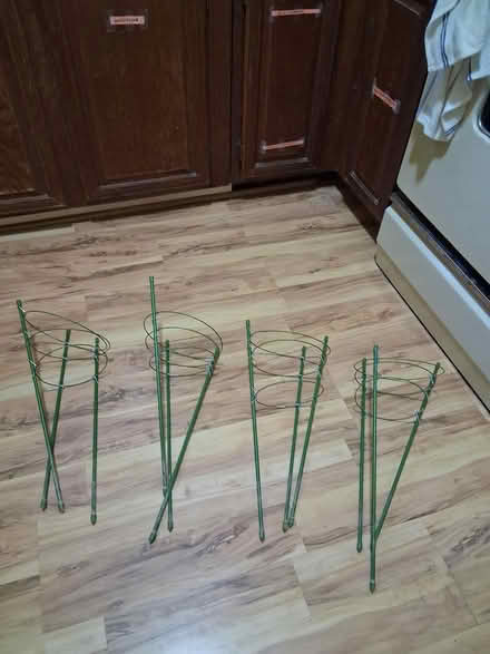 Photo of free Four tomato towers (Landings, in Burke) #1